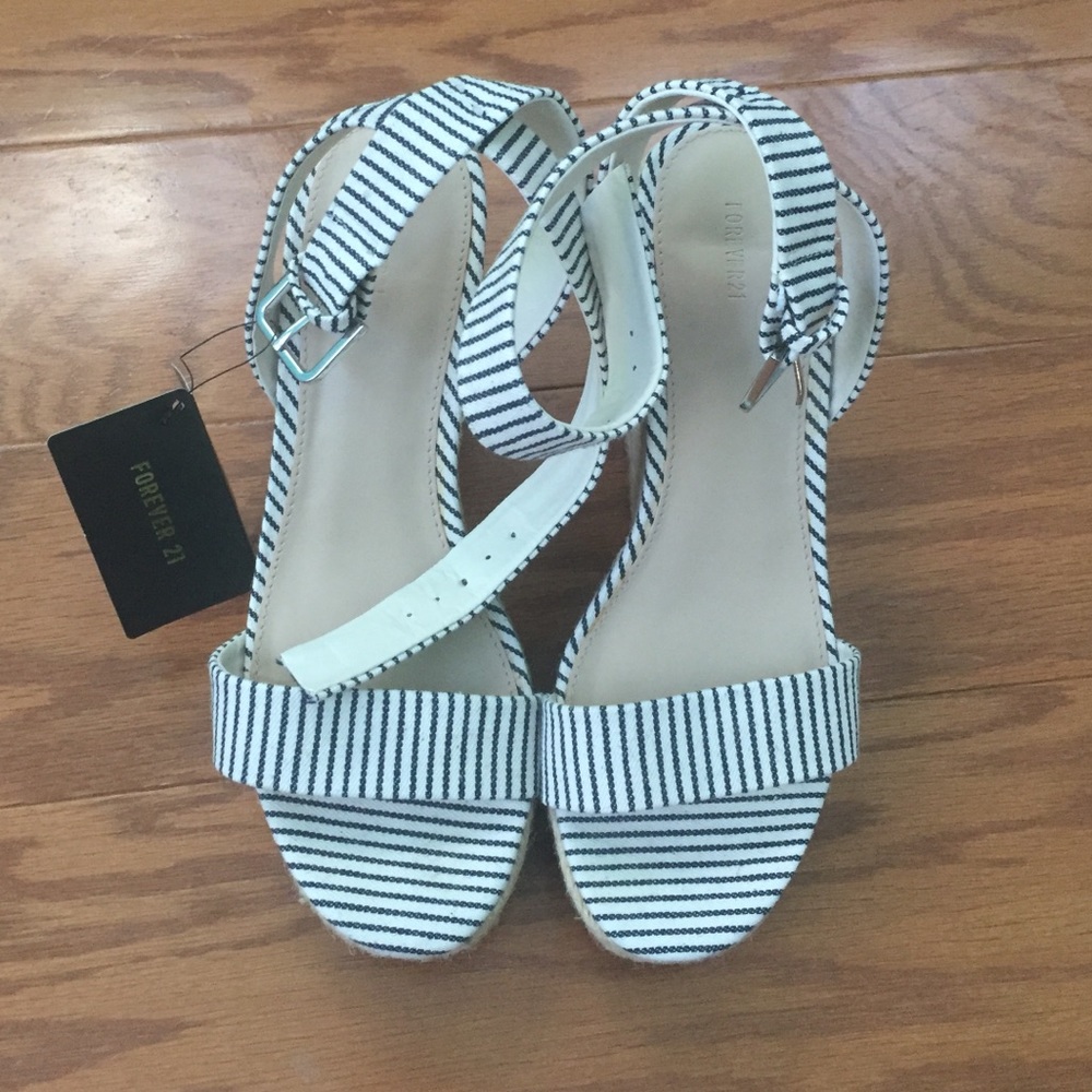 Forever 21 Espadrilles - Picture 5 of 5